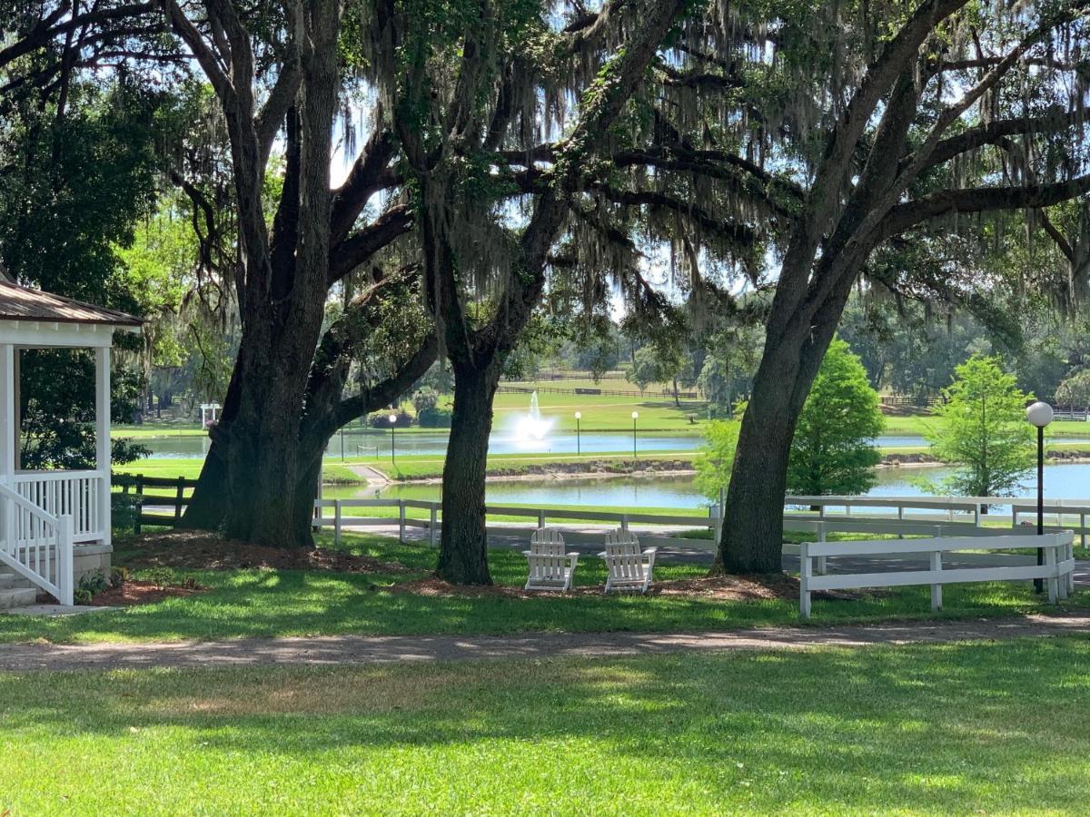 The Grand Oaks Resort Weirsdale Extérieur photo
